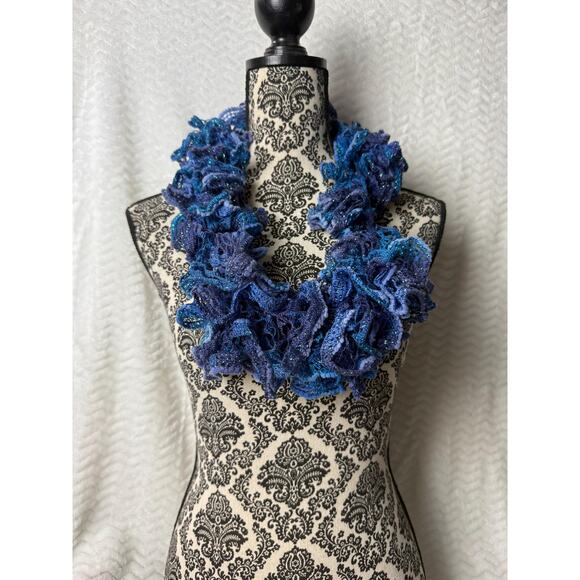 Ruffle Scarf, Infinity scarf, cowl neck scarf, Frilly Scarf, Crochet, Handmade, - Picture 3 of 7